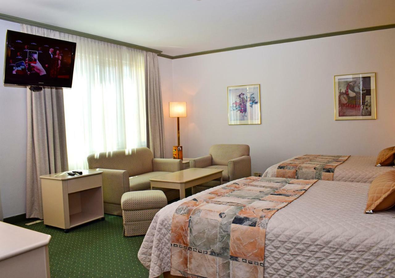 Hotel Europa Ла-Пас Экстерьер фото